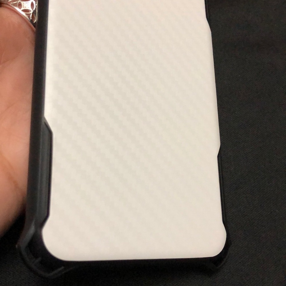 iPhone X and iPhone XS Case - Picture 5 of 5